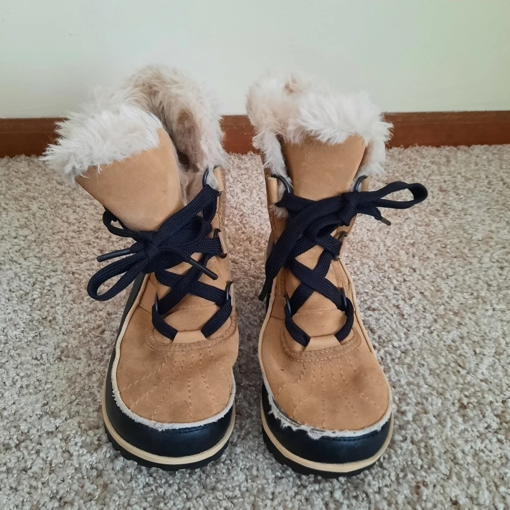 Sorel Tovoli II Suede Curry Tan Waterproof Winter Snow Boots NL2089-373 Size 5